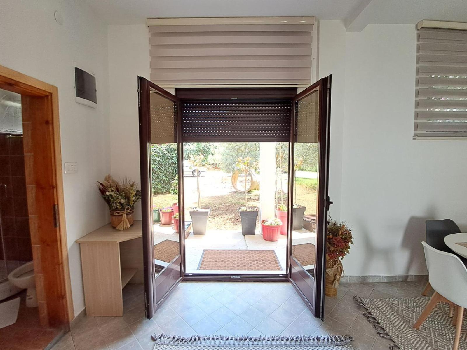 Olive Apartment Podgorica Exterior foto